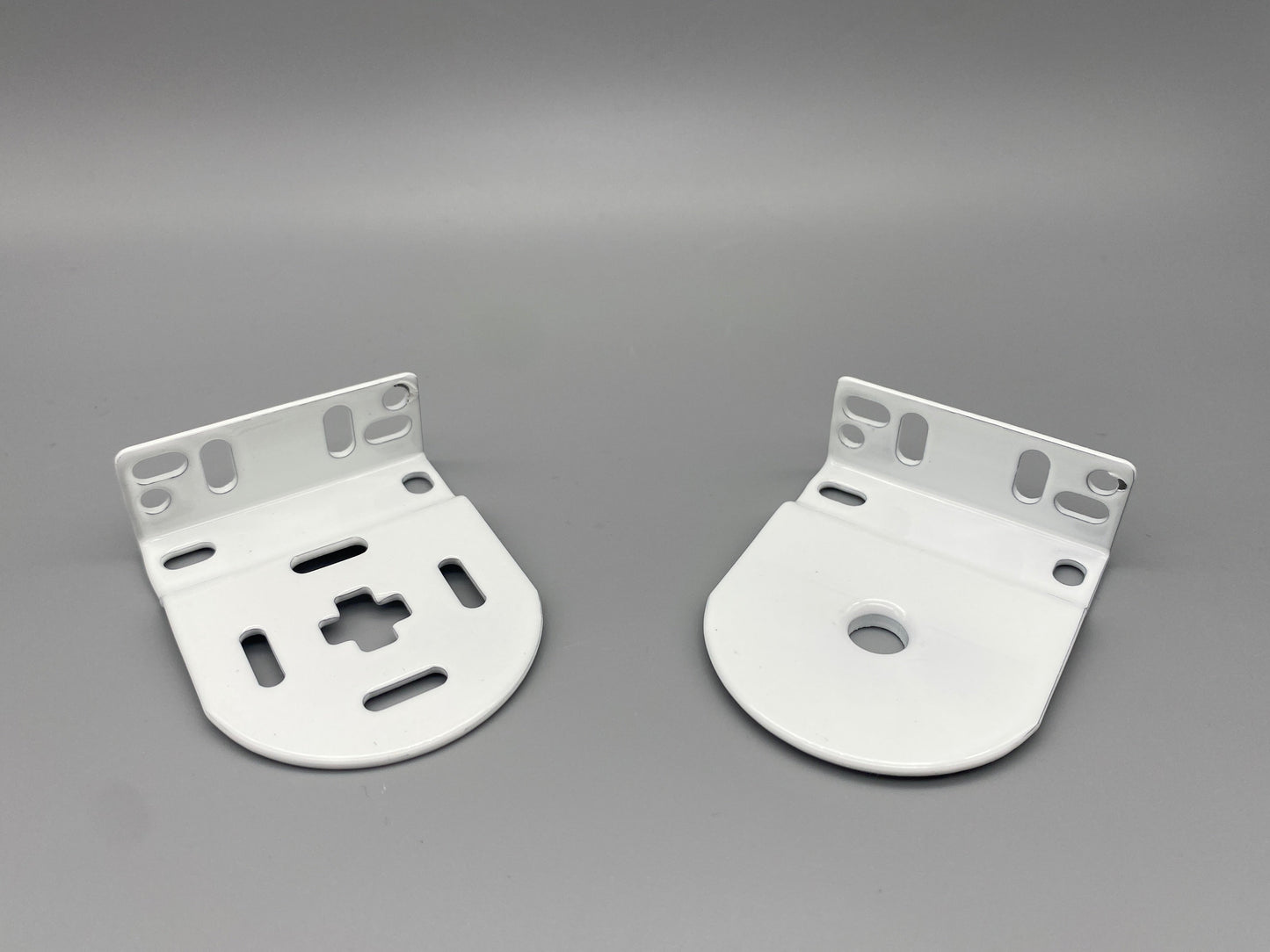 Pair of Replacement Roller Blinds Brackets Set - Metal Brackets - for 32mm System - Parts4Blinds