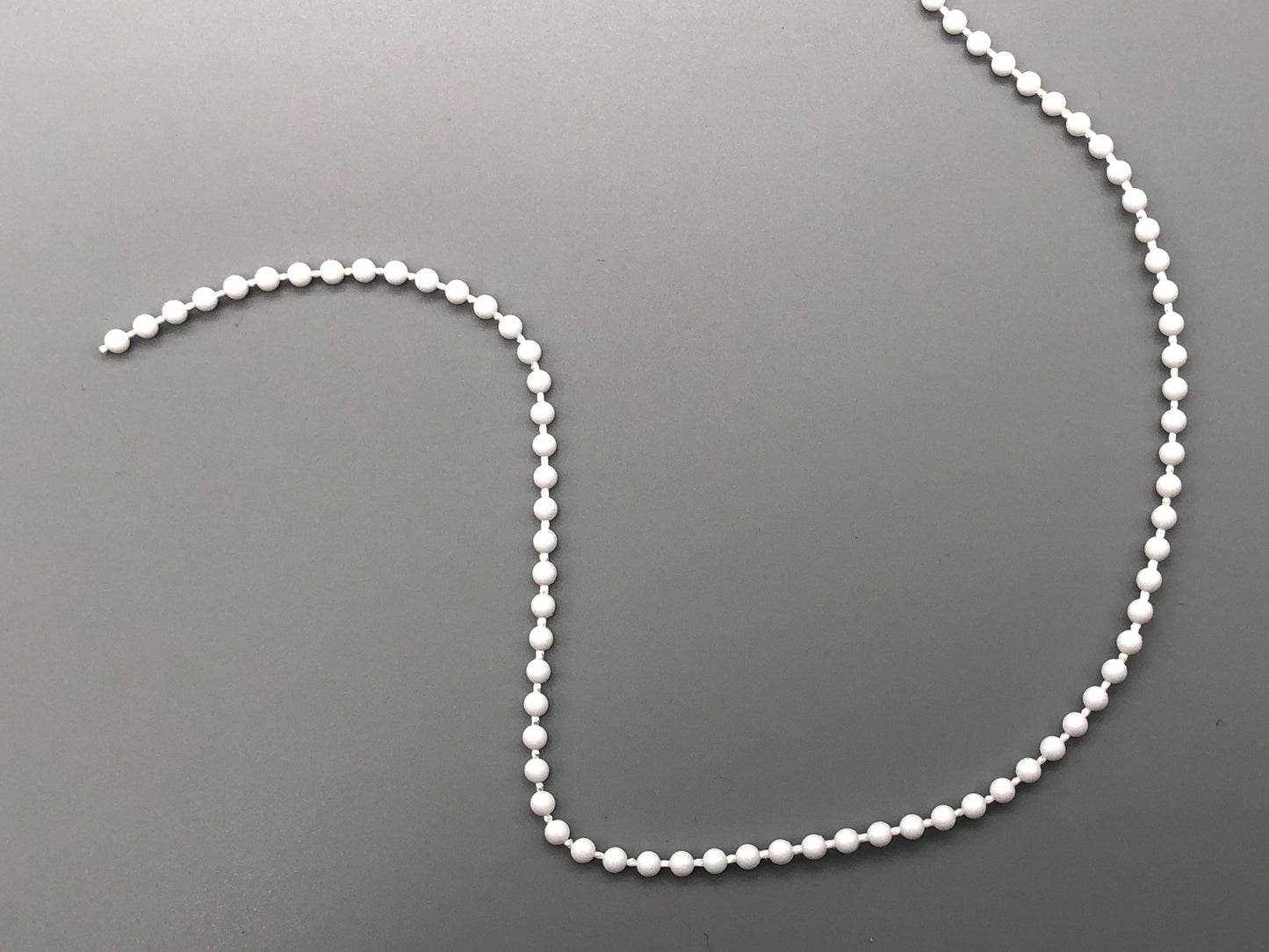 White Plastic Chain for Vertical Blinds - No.6 Bead Size: 3.2mnm + Free Connector - Parts4Blinds
