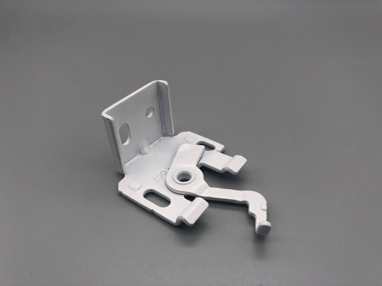Swivel Brackets for Cassette Roman Blinds - Pack of 3 - Parts4Blinds