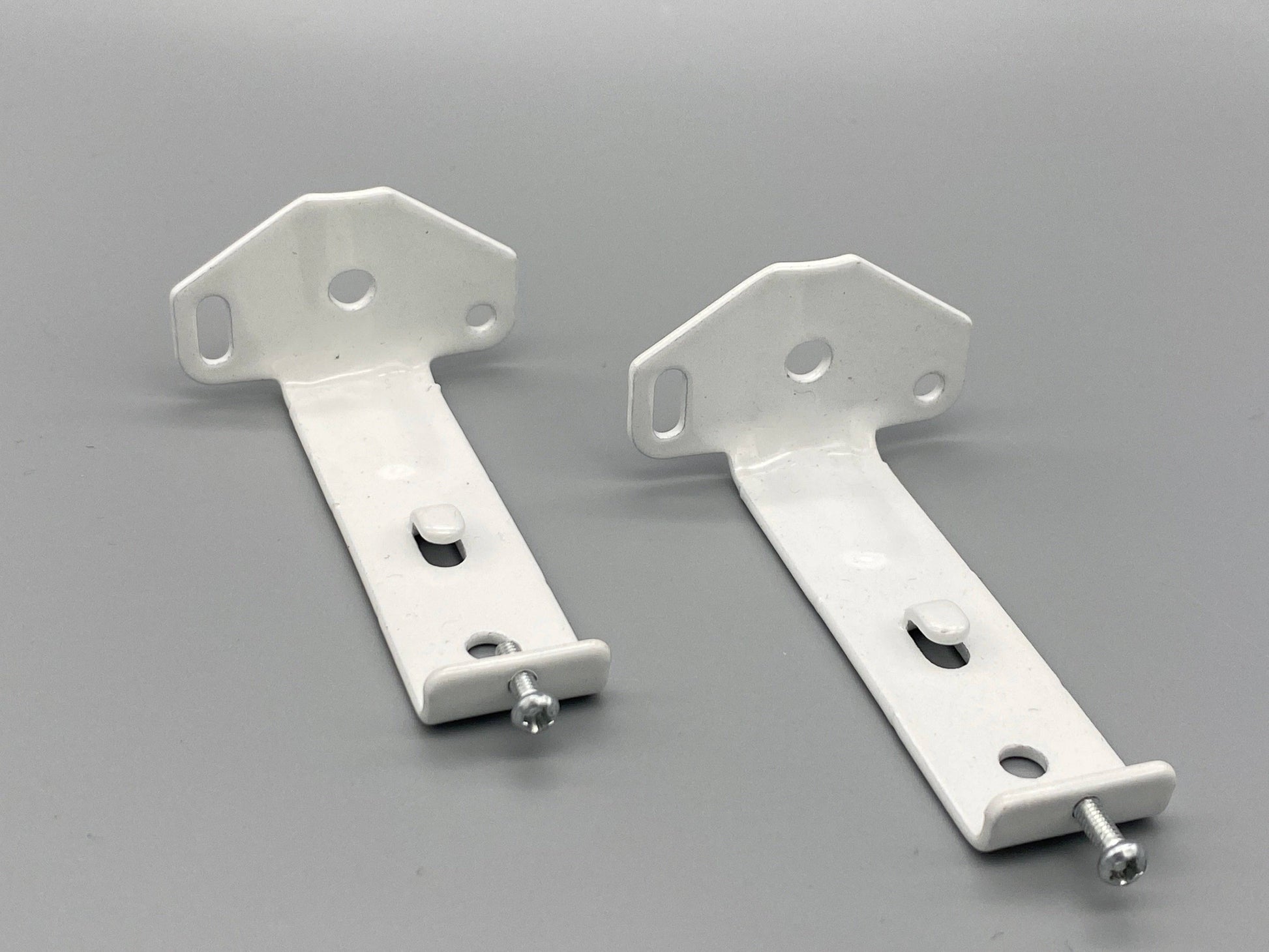 Extended White Bracket for Wall & Ceiling - 90mm Extension - Pack of 4 - Parts4Blinds
