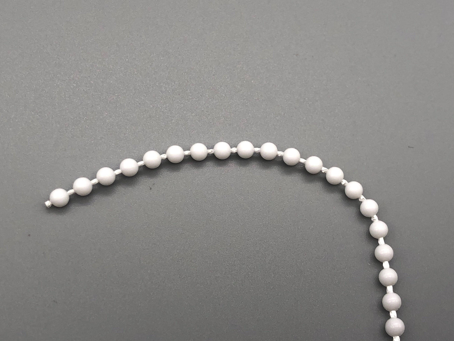 White Plastic Chain for Vertical Blinds - No.10 Bead Size: 4.5mm + Free Connector - Parts4Blinds