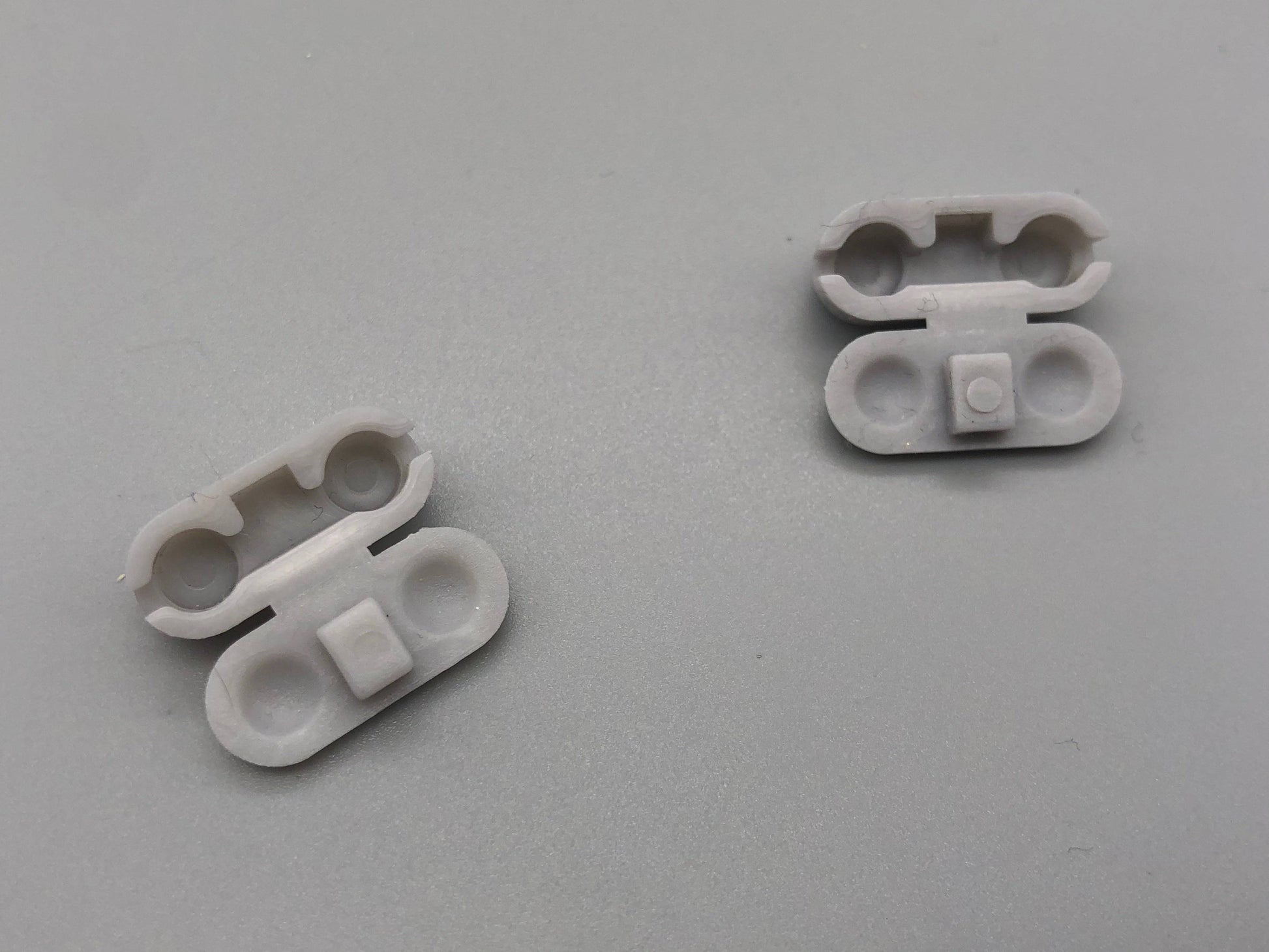 Plastic Chain Connectors for No.10 Plastic Chain - Grey - Pack 10pcs - Parts4Blinds