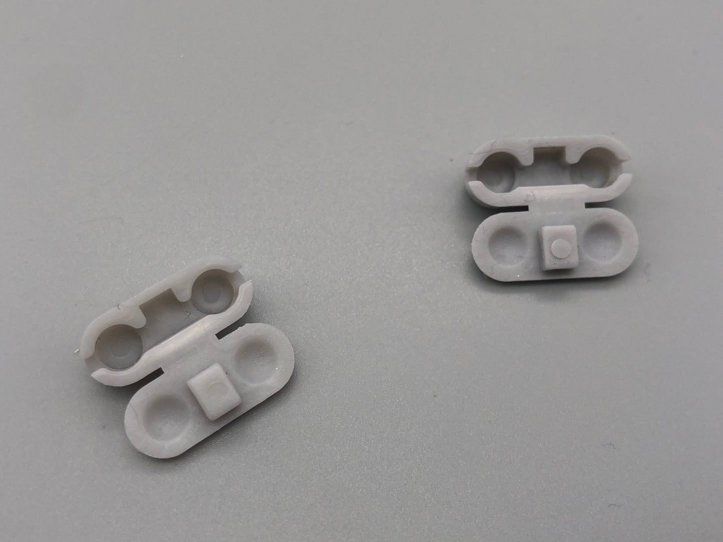 Plastic Chain Connectors for No.10 Plastic Chain - Grey - Pack 10pcs - Parts4Blinds