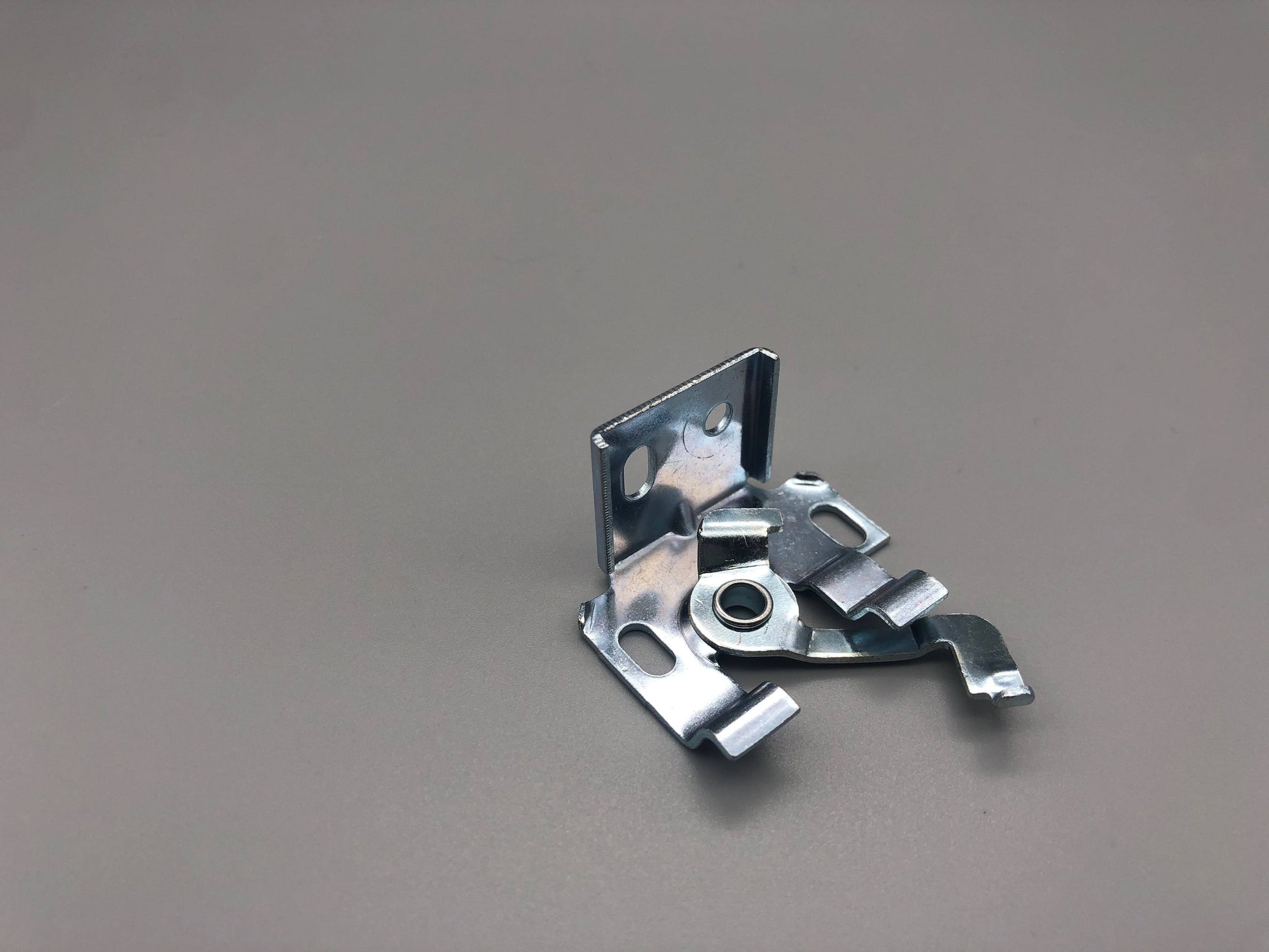 Venetian Blinds Swivel Brackets - Pack of 3 - Parts4Blinds